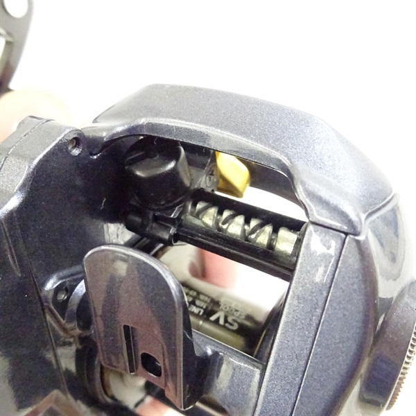 ジリオンＳＶ ＴＷ７．３ 右